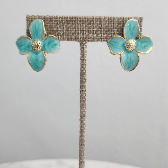 Gold and Green Enamel Flower Stud Earrings - Picture 6 of 8